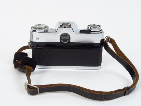 Zeiss : Contarex Super N°52502 objectif Sonnar 2/85mm N°4914632– Biogo