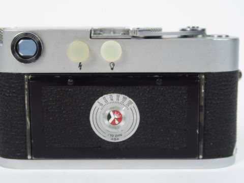 Leitz M3 -1962- N°1065583 objectif Elmar 2,8/50 N°2188718 bouchon  Con