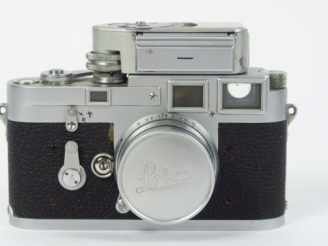 Vente aux enchères Leitz M3-1955- N°749503 armement 2 fois, objectif Summicron 2/50 N°137