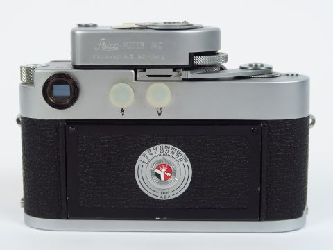 Leitz:M2 -1962- N°1005862 objectif Summicron 2/50 N° 1708740 avec corr