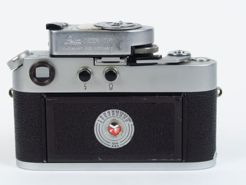 Leitz : M4-1969 -N° 1251276 noir objectif Summilux 1,4/50  N°2347198  