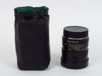 Vente aux enchères Leitz : Elmarit -R 2,8/90 N°2208886 bouchons, étui  Cond : Etat de neu