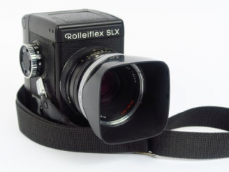 Vente aux enchères Rolleiflex : SLX 6x6 N°4805914 objectif Planar HTF 2,8/80 N°5361929 , 