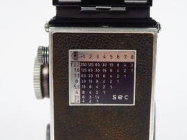 Franke  Heidecke : Rolleiflex N°1744181 objectif Planar 3,5/75 modèle 