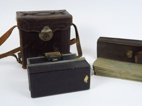 Leullier  Summun Stéréo 6x13 objectif Flor Berthiot 4,5/75 compur, dos