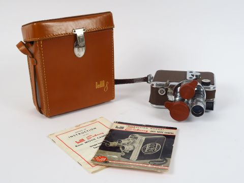 Dejur :Caméra 8mm tourelle à trois objectifs Ambassy 1,9/12,5- 1,9/6,5