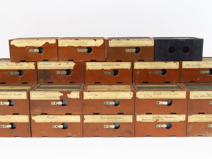 Gaumont : Borne Stéréo 944 format 6x13 petit accident à un oculaire , 