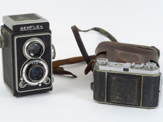 Vente aux enchères Deux appareils : Semflex 6x6 standard objectif Som Berthiot 4,5/75 Rét