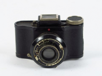 Vente aux enchères Lumière : Eljy objectif Lypar