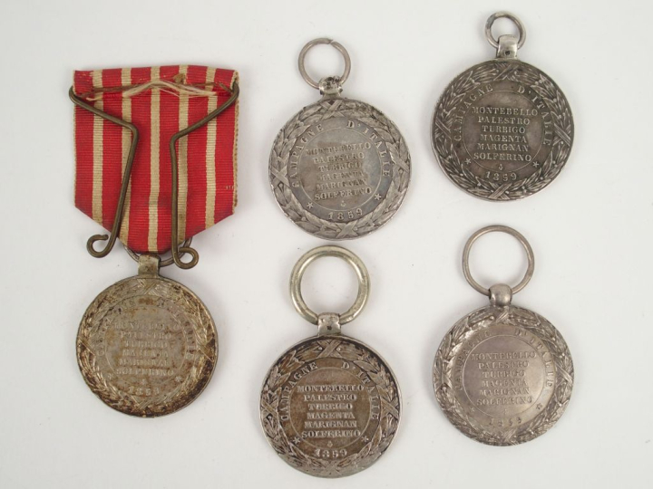 Lot de décorations françaises commémoratives de l’expédition d'Italie 