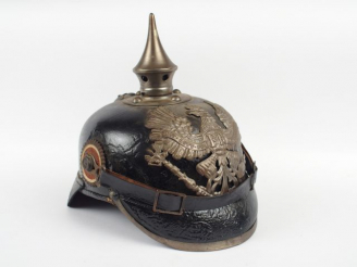Vente aux enchères  Casque à pointe modèle 1915 de troupe infanterie dit petit gris, gran