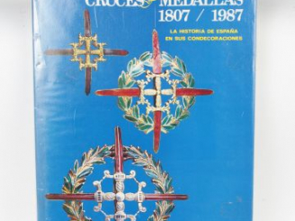 Vente aux enchères Livre "Cruces y medallas 1807/1987". 1.