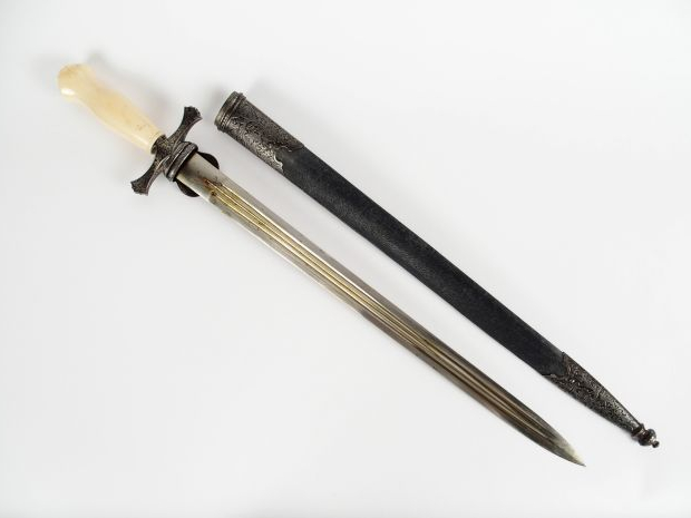 Dague de vénérie. Vers 1820.