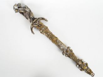 Vente aux enchères Dague de théâtre en bronze argenté "Othello".