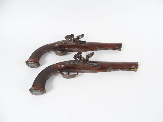 Belle paire de pistolets à silex époque empire de fabrication bourgeoi