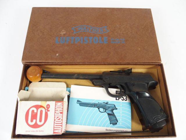 Pistolet à CO2 calibre 4,5mm Walther modèle LP 53 dans sa boite avec s