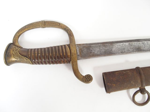 Sabre réglementaire Français d’officier d’artillerie modèle 1829. Mont