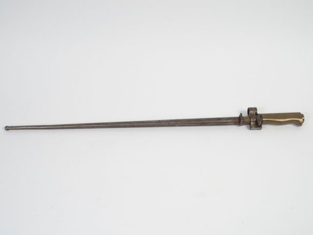 Baïonnette Française de fusil Lebel 1886/93/15 quillon coupé, poignée 