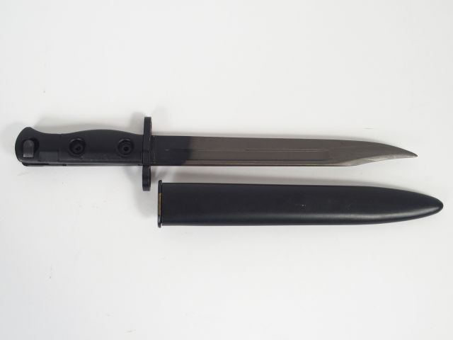 Baïonnette Anglaise réglementaire L1 A3 pour fusil FAL, lame pointe Bo
