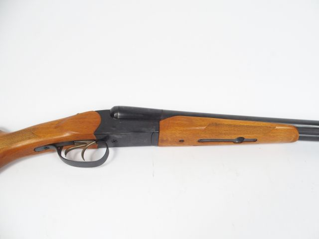 Fusil juxtaposé Baïkal calibre 12/76 type IJ 43, crosse bois clair, ca