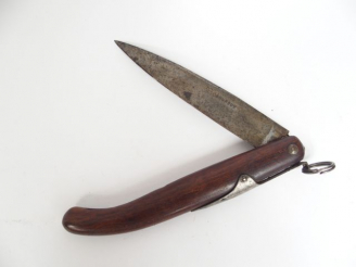 Vente aux enchères Grand couteau pliant de poche de soldat Français 1914/18 à cran d’arrê