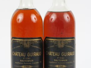 2 BOUTEILLES CHÂTEAU GUIRAUD 1er CC SAUTERNES - 1980 - 1 HEP/1 MEP