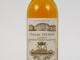 Vente aux enchères 1 BOUTEILLE CHÂTEAU FILHOT CC SAUTERNES - 1992 - BG++