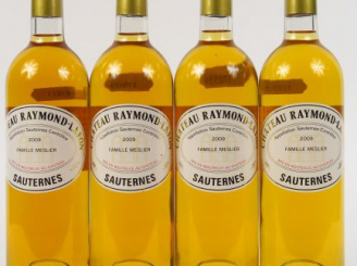 Vente aux enchères 4 BOUTEILLES CHÂTEAU RAYMOND LAFON SAUTERNES - 2009