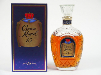 Vente aux enchères 1 BOUTEILLE CROWN ROYAL Blend		 70	cl 40% 			- 15ans
