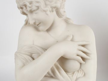 Sculpture XIXe en marbre de Carrare 'Jeune femme dénudée'. H. 46 cm
