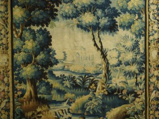 Vente aux enchères Tapisserie d'Aubusson XVIIIe 'Verdure'. 289 x 257 cm