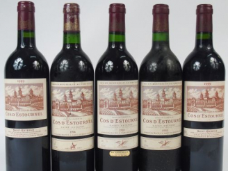 Vente aux enchères 5 BOUTEILLES CHATEAU COS D'ESTOURNEL - 2/1993 1/1994 2/1999