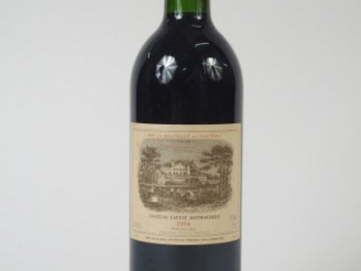 Vente aux enchères 1 BOUTEILLE CHATEAU LAFITE ROTHSCHILD 1ER GCC PAUILLAC - 1994 - BG / E