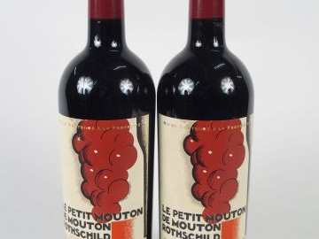 2 BOUTEILLES LE PETIT MOUTON 2E VIN DU CHATEAU MOUTON ROTHSCHILD 1ER G