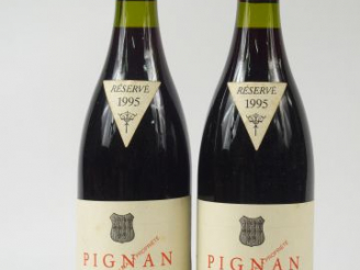 Vente aux enchères 2 BOUTEILLES CHATEAU RAYAS PIGNAN - 1995 - 1 ETLD