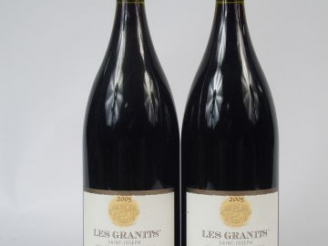 Vente aux enchères 2 MAGNUMS ST JOSEPH "LES GRANITS" CHAPOUTIER - 2005