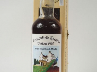 Vente aux enchères 1 BOUTEILLE WHISKY SPEYSIDE 22 ANS DE FÛT DE CHÊNE - 1967 - COFFRET