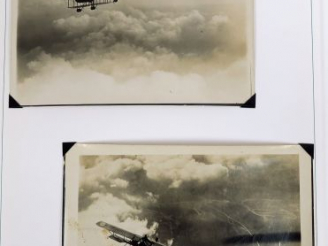 Vente aux enchères Ensemble de 20 photographies d'appareils au sol, en vol ou accidentés.