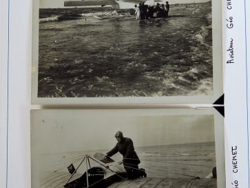 Ensemble de 17 photographies 'Portraits de pilotes' et 'Avions' dont F