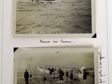 Ensemble de 17 photographies 'Portraits de pilotes' et 'Avions' dont F