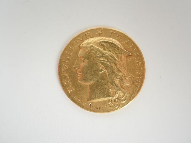 Médaille en or. Poids : 25,30 g