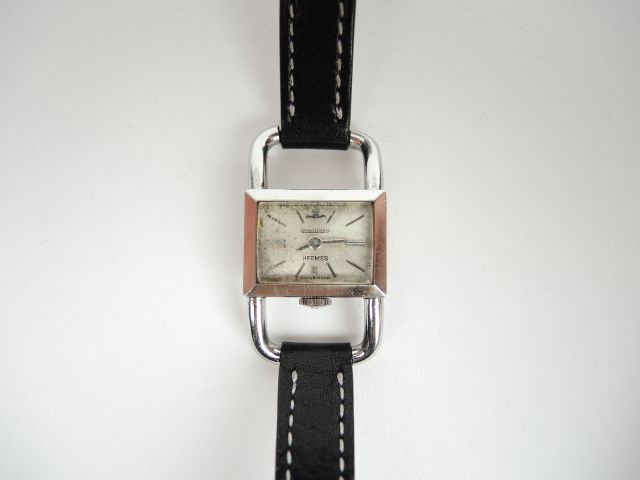 Jaeger Lecoultre pour Hermès. Montre de dame 'etrier', boitier rectang
