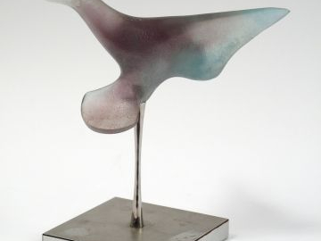 DAUM. Sculpture en pâte de verre "Oiseau". Signée LHOSTE. Hauteur avec