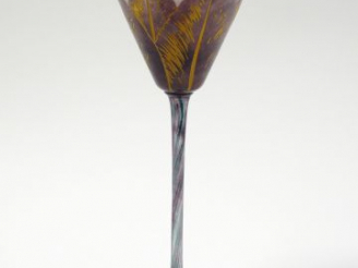 Vente aux enchères Calice Art Nouveau en verre, à décor polychrome gravé en camée et à l'