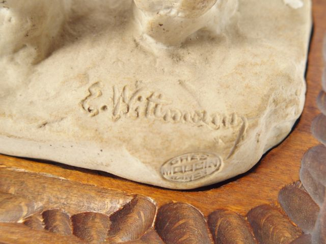 Sujet 1900 en biscuit, "Vieil homme au chapeau". Signé. H. : 26,5 cm