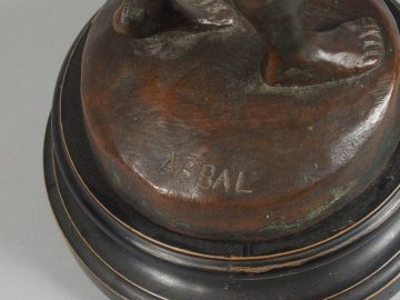 ABBAL, "La moissoneuse". Sculpture en bronze à patine brune. Signé. H.