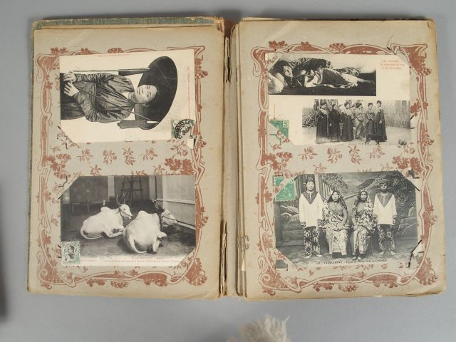 Album de cartes postales "Vues du Cochinchine et du Laos".