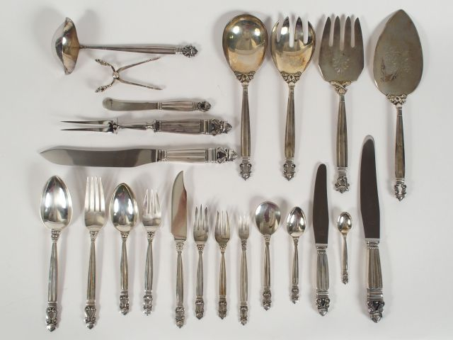 	Georg JANSEN. Ménagère en argent, modèle Acorn comprenant : - 9 grand