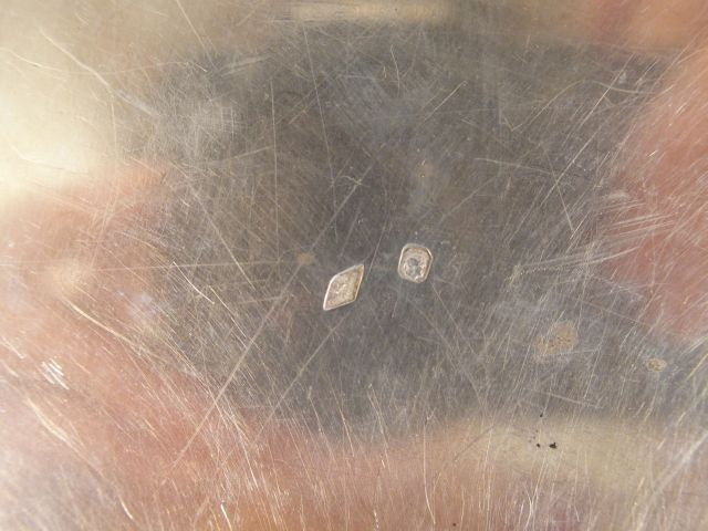 Jatte en argent de style Louis XV, poinçon Minerve. Poids : 700 gr