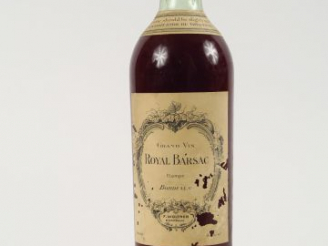 Vente aux enchères 1 BOUTEILLE ROYAL BARSAC F. WOLTNER ANNEES 20/30 - HEP/ELA/CAPS AB